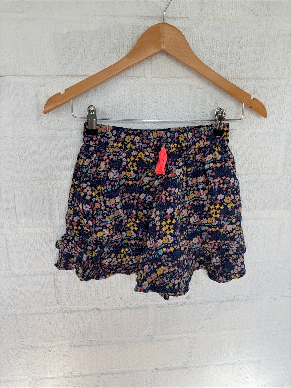 Peek Navy Floral Ruffle Shorts with Neon Pink Tassel sz XL/12